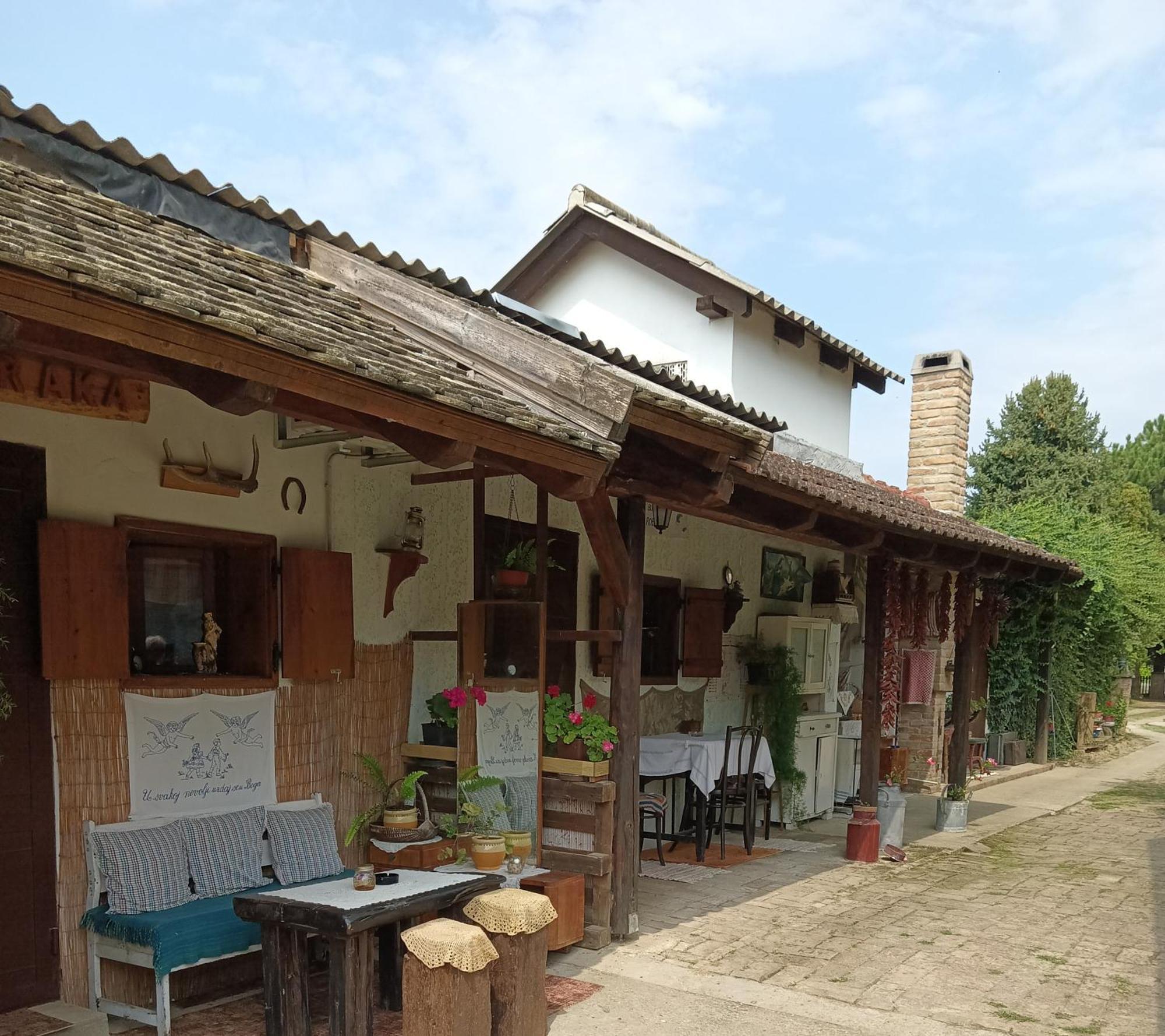 Apartments Bakine Carolije Karancs Kültér fotó
