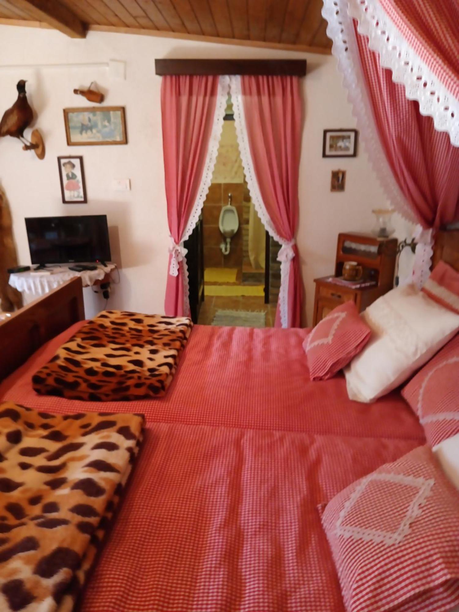 Apartments Bakine Carolije Karancs Kültér fotó